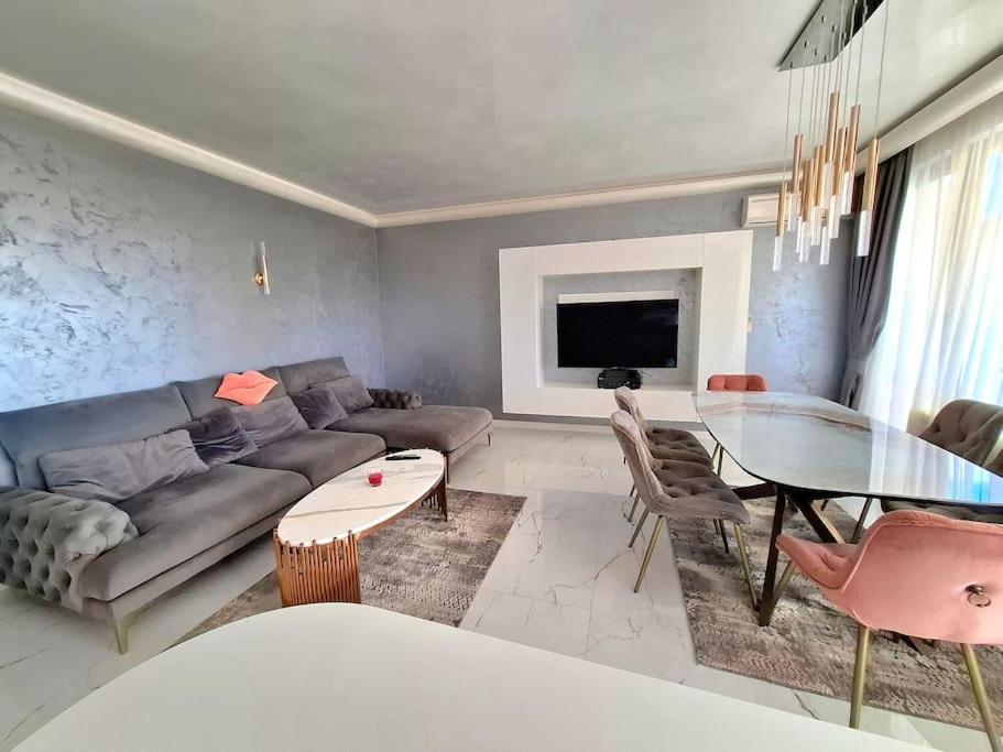 Spacious Prestige Penthouse Warna Zewnętrze zdjęcie