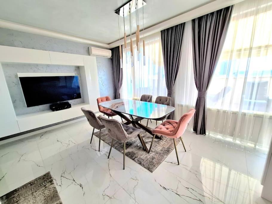 Spacious Prestige Penthouse Warna Zewnętrze zdjęcie