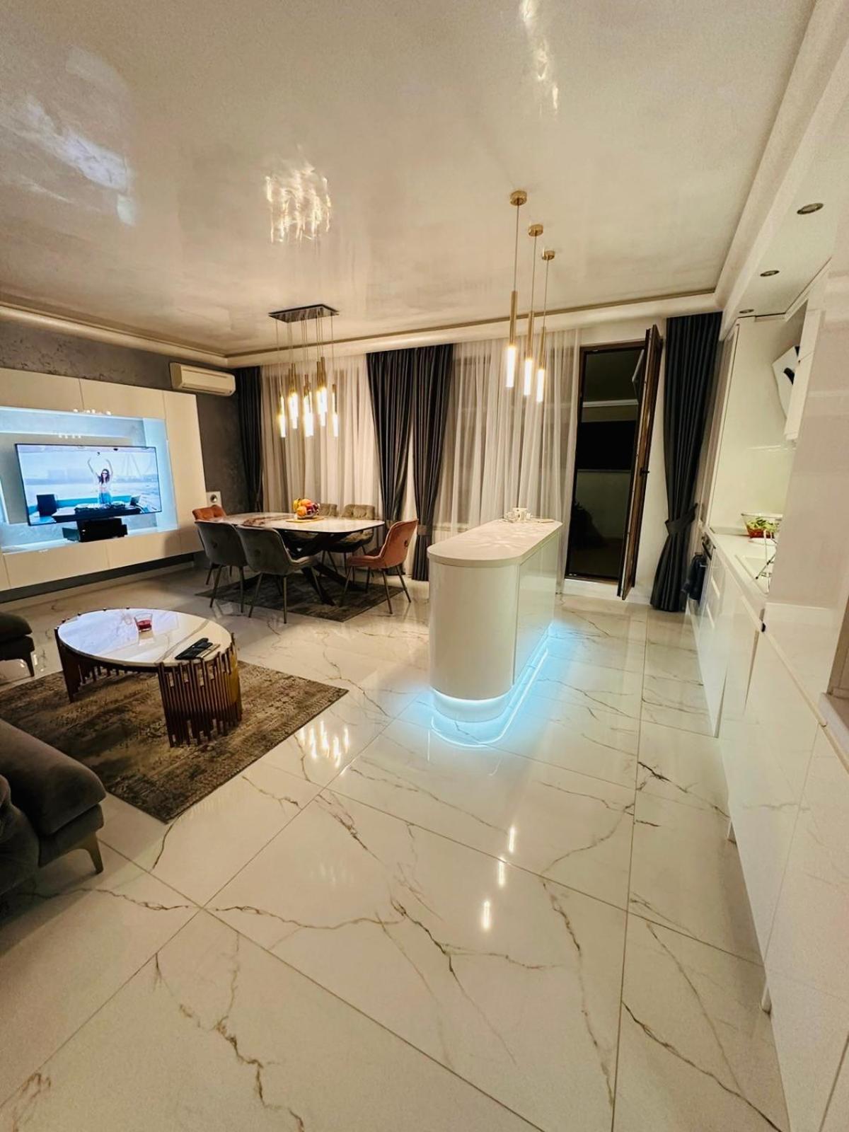 Spacious Prestige Penthouse Warna Zewnętrze zdjęcie