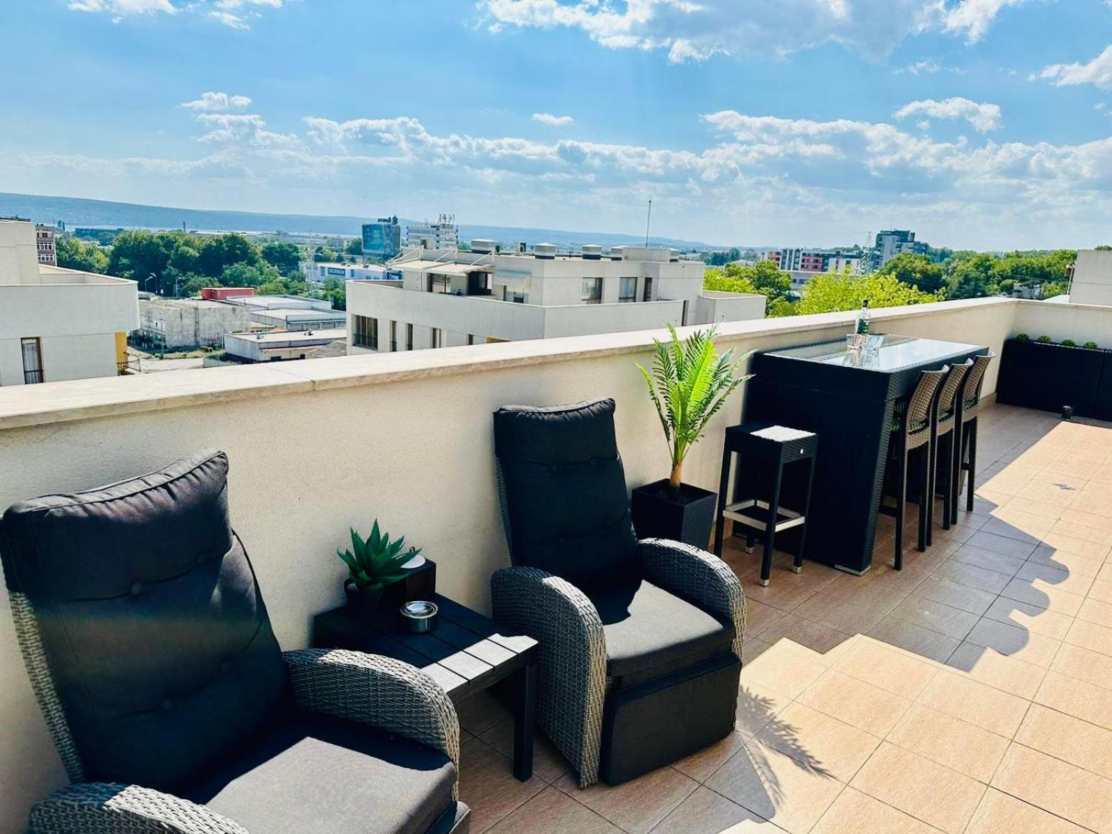Spacious Prestige Penthouse Warna Zewnętrze zdjęcie